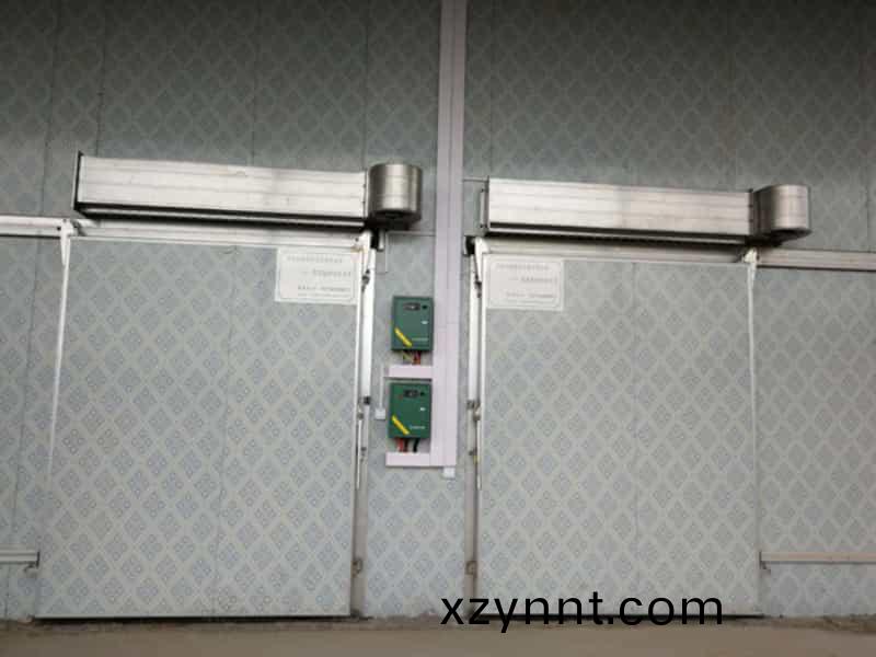 冷(cold)庫(kù)門(door)